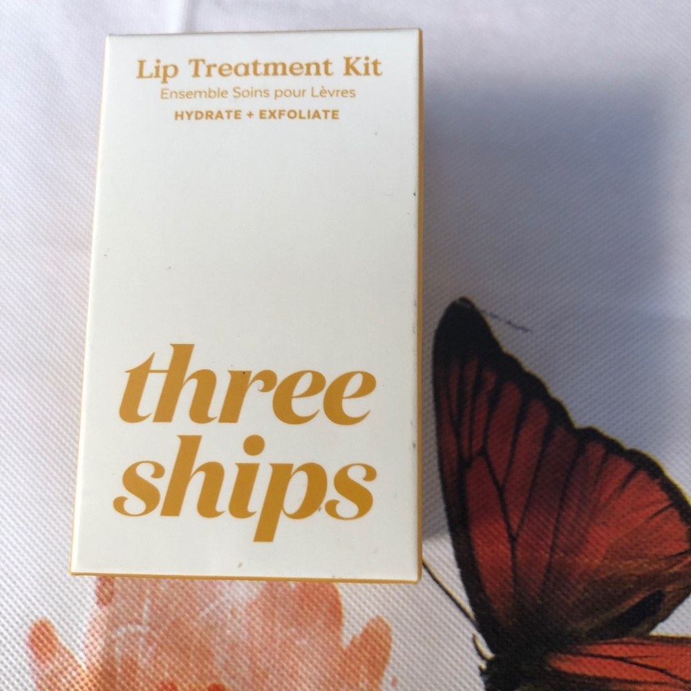 *** three ships*** Lip Treatment Kit ***